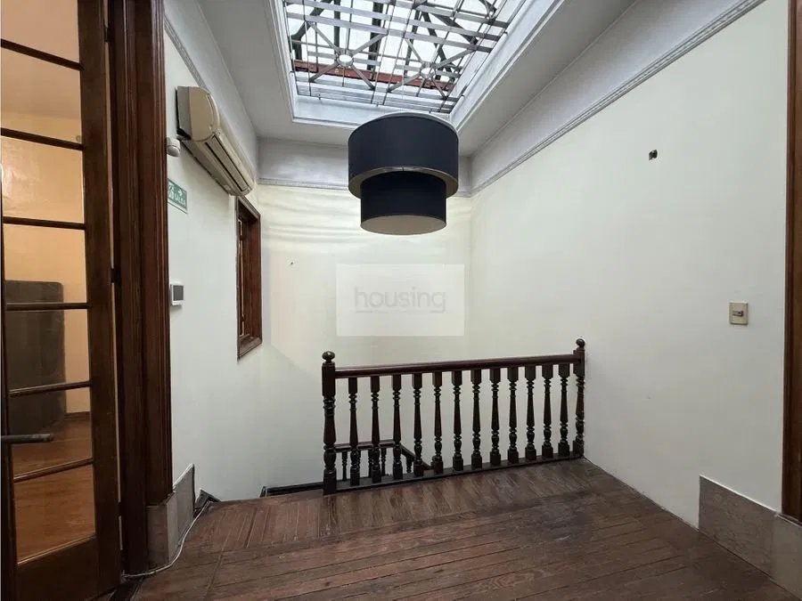 Hall PA con luz natural